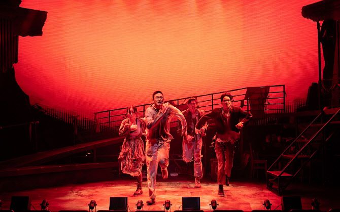 뮤지컬 ‘시지프스’의 공연 모습(사진=오차드뮤지컬컴퍼니)