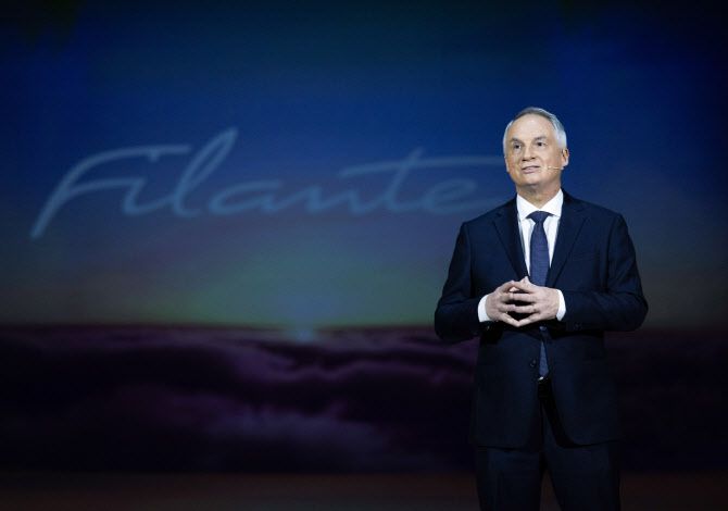 파브리스 캄볼리브 르노그룹 최고 성장 책임자 및 르노 브랜드 CEO가 13일 그랜드 워커힐에서 ‘필랑트’ 글로벌 공개 행사를 열었다. (사진=르노코리아)