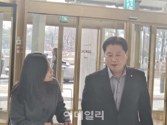 이원택 롯데GRS 대표가 15일 서울 잠실 롯데월드타워에서 열린 상반기 VCM에 참석하고 있다. (사진=VCM 공동취재단)