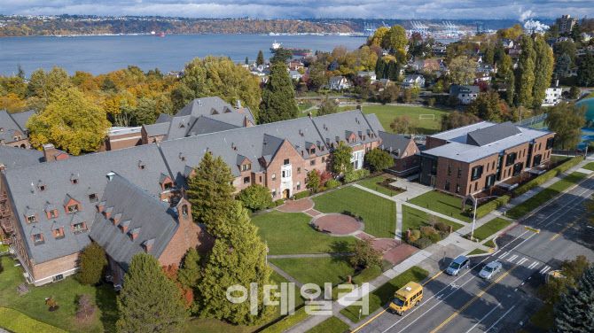 미국 워싱턴주 타코마에 위치한 애니 라이트 스쿨 본교.(사진=평택시)