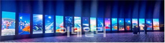 경북문화관광공사가 추진중인 LED미디어월 모습.(사진=경북문화관광공사 제공)