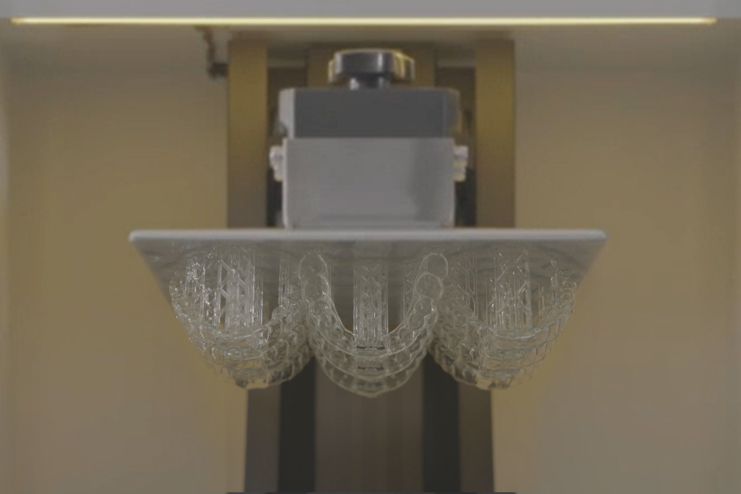 그래피의 형상기억 투명교정장치(SMA) (사진=그래피)