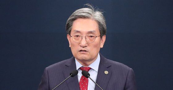 노영민 대통령 비서실장 /청와대 사진기자단