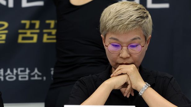 고(故) 박원순 전 서울시장을 성추행 혐의 등으로 고소한 피해자를 대리하는 김재련 변호사. /연합뉴스