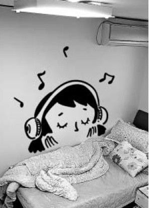 옆방, 윗방 소음으로 둘러싸인 조유진 기자의 원룸. 구세주는 스피커였다. /일러스트=안병현