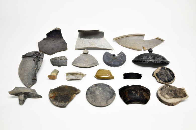 부여 쌍북리 유적에서 출토된 대가야 토기, 중국제 자기 등 유물. /문화재청