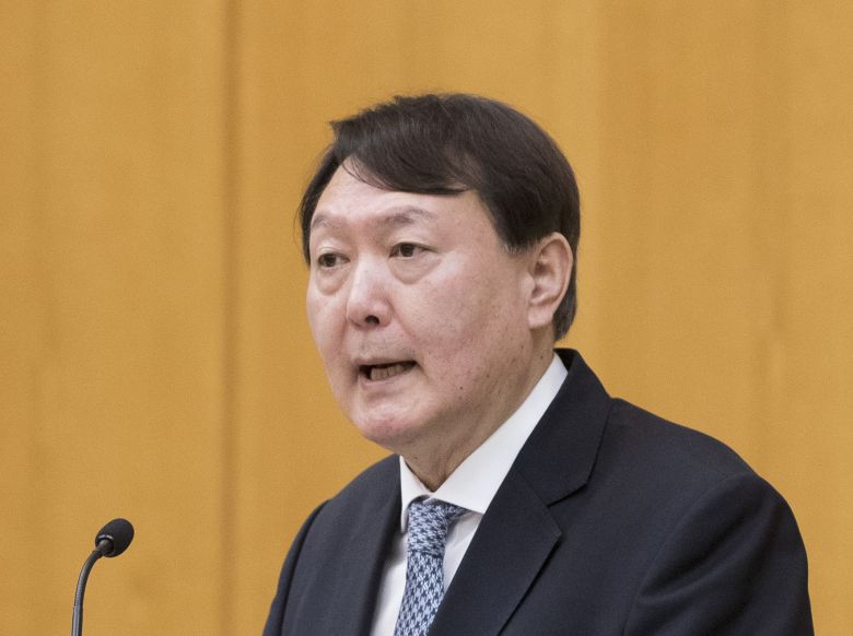 2020년 2월 윤석열 검찰총종이 서초구 대검에서 열린 전국 지검장 및 선거담당 부장검사 회의에서 인사말을 하고 있다/김지호 기자