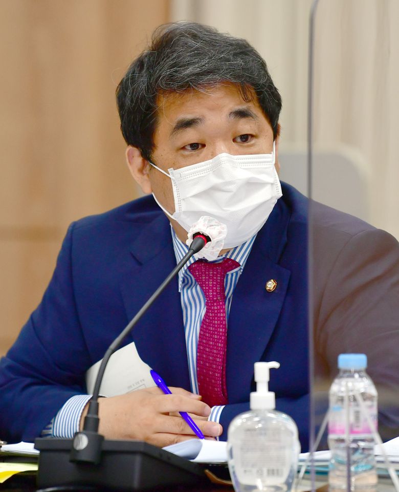 더불어민주당 양향자 최고위원이 지난 27일 국회에서 조선일보와 인터뷰하는 모습. /이덕훈 기자