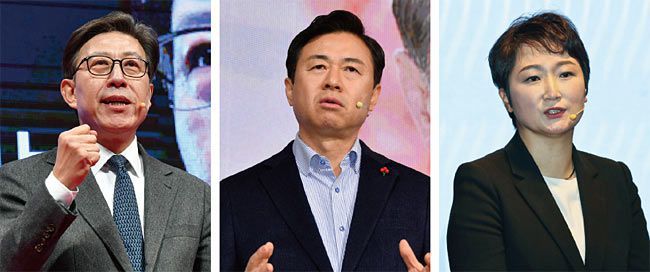 왼쪽부터 국민의힘 박형준 동아대 교수, 더불어민주당 김영춘 전 의원, 국민의힘 이언주 전 의원/뉴시스