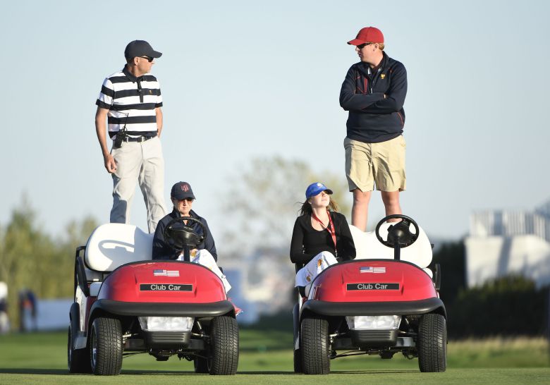 2022년 프레지던츠컵에서 미국팀 단장으로 나서는 데이비스 러브 3세와 인터내셔널 팀 단장으로 나서는 남아공의 트레버  이멜먼. /PGA투어