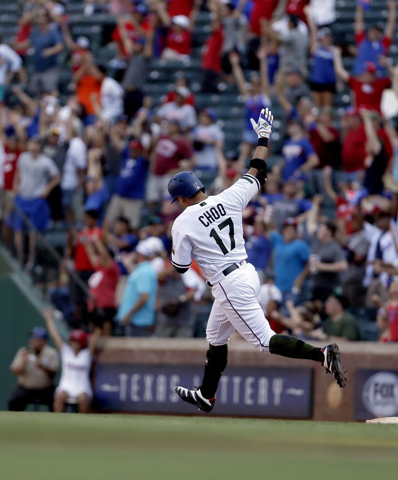 추신수는 2018시즌 마쓰이가 가진 아시아 선수 최다 홈런 기록을 깼다. / 조선일보DB