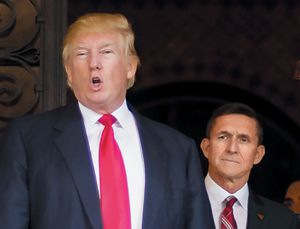 마이클 플린 미 국가안보보좌관과 도널드 트럼프 미국 대통령./AFP 연합뉴스