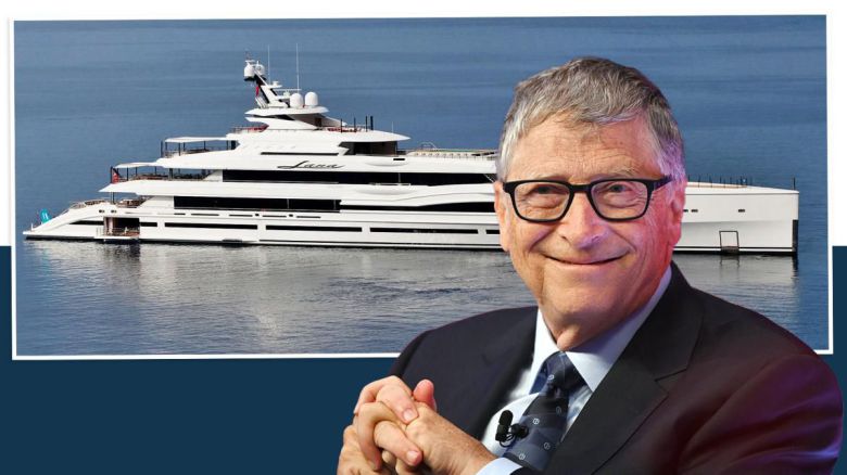 빌 게이츠는 지난 주 터키 해안에서 수퍼요트 '라나'를 23억원을 주고 대여해 생일파티를 하면서, 50명의 초청 손님을 헬기로 날랐다. /imperial-yachts.com