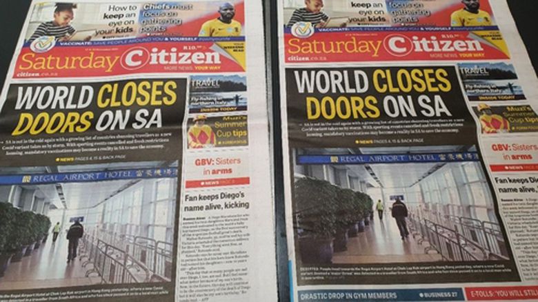 세계 많은 나라가 새 코로나19 변이 '오미크론'이 확산 중인 남아프리카공화국에 대해 항공편 중단 등 사실상 봉쇄를 가하는 가운데 27일(현지시간) 남아공 현지 신문 토요판에 실린 기사 모습. '세계가 남아공에 문을 닫고 있다'라는 제목과 함께 텅 빈 홍콩 공항 사진을 보여주고 있다. /연합뉴스