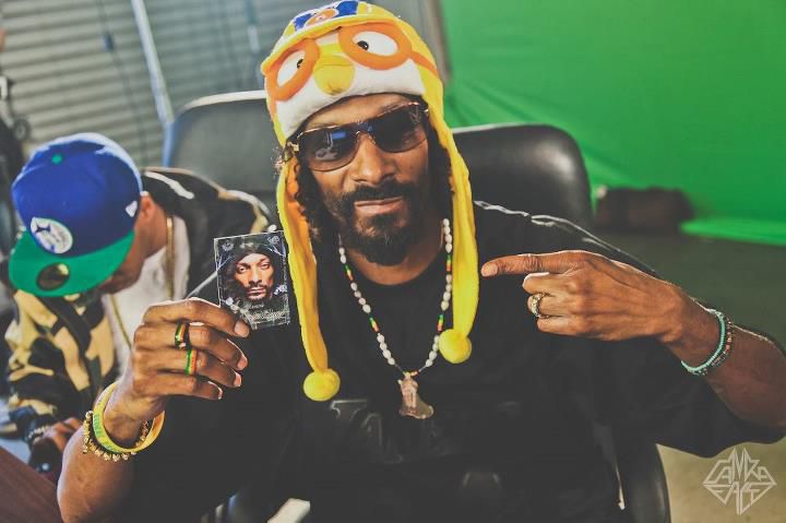 '뽀로로' 모자를 쓰는 등 평소 한국에 대한 관심을 계속 보여 온 미국 유명 래퍼 스눕독. /스눕독 페이스북