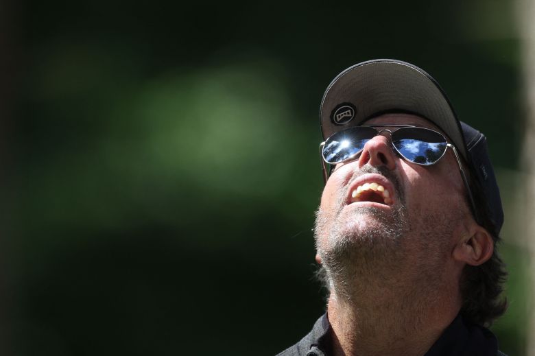 8일 LIV 골프 인비테이셔널 시리즈 개막전 프로암에 참석한 필 미켈슨. /로이터 연합뉴스