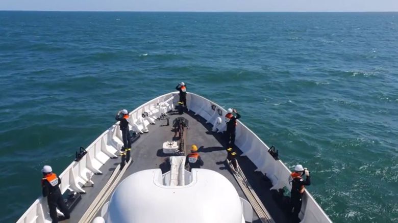 2020년 9월 26일 인천해양경찰이 인천시 옹진군 소연평도 인근 해상에서 북한군에 의해 피살된 해양수산부 서해어업관리단 소속 공무원 이대준씨의 시신과 소지품을 찾는 수색 작업을 하고 있다. /인천해양경찰서 제공