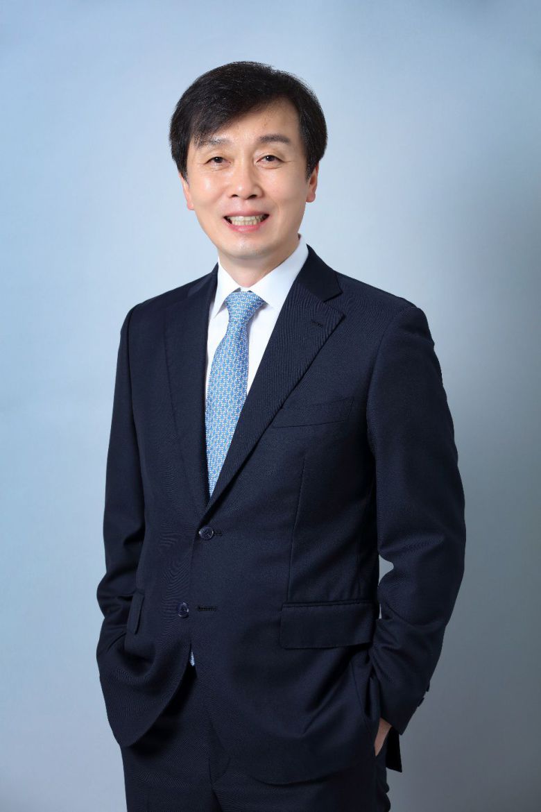 서울중앙지검 강력부장으로 2011년 조봉행 구속기소를 담당했던 김희준 법무법인 LKB 대표변호사. /LKB 제공