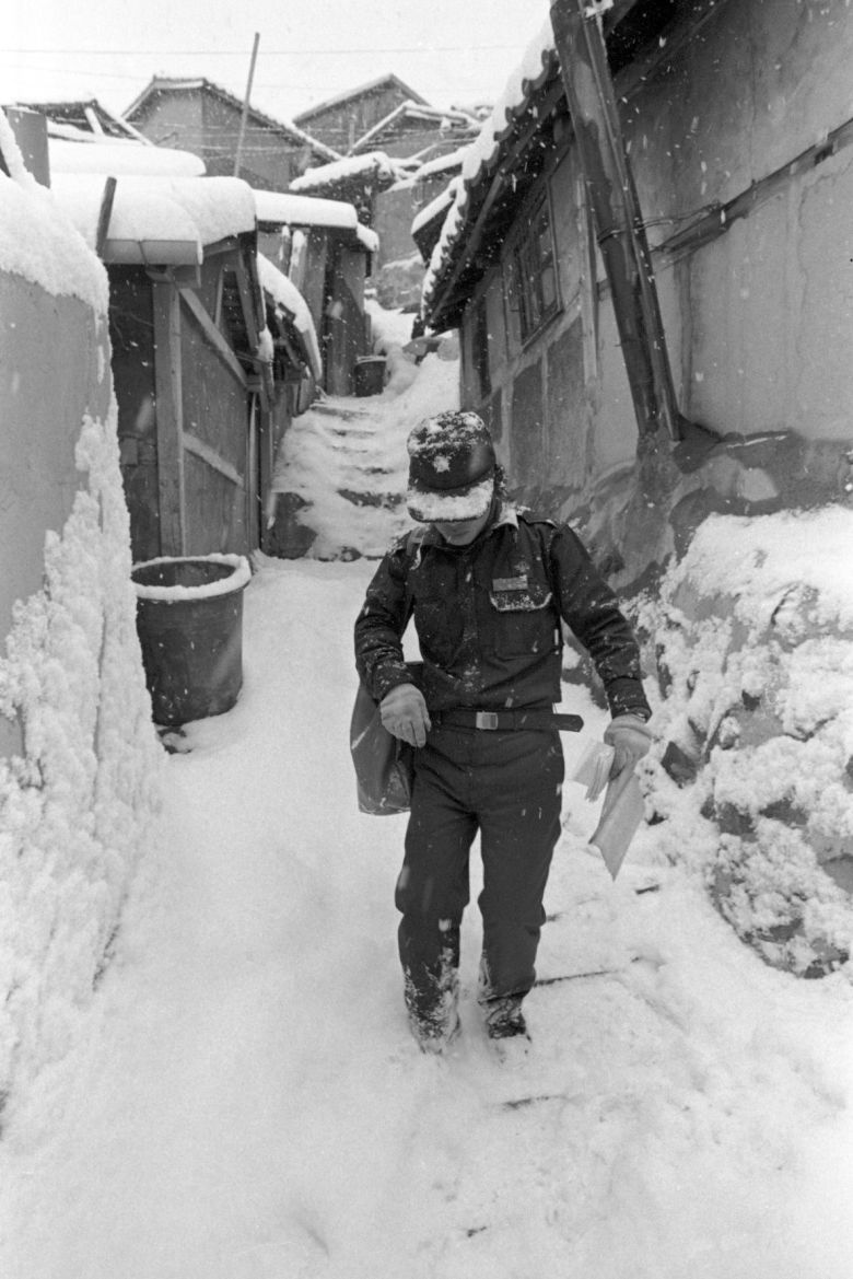 김기찬 사진가의 골목안 풍경, 서울 1981