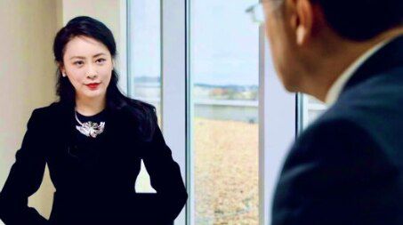 2022년 3월 당시 주미 대사였던 친강 외교부장(사진 오른쪽)을 인터뷰하고 있는 푸샤오톈./ 푸샤오톈 트위터