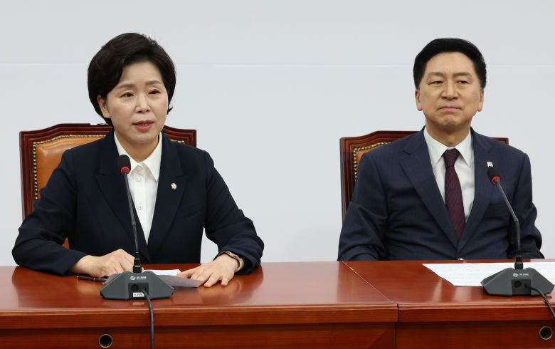 양향자 한국의희망 공동대표가 12일 서울 여의도 국회에서 열린 김기현 국민의힘 대표와의 회동에서 발언을 하고 있다./뉴스1