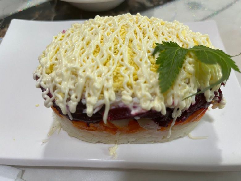 파르투내 레스토랑의 청어 샐러드. /조선일보 국제부