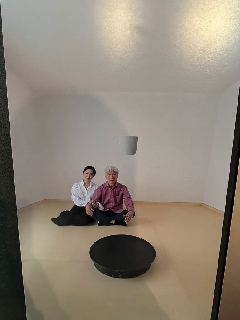 /이혜운 기자 이우환 선생님과 배우 김희선