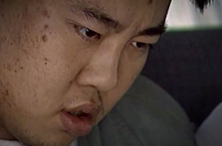 부모님 살해를 자백한 박한상의 현장 검증 후 모습. /MBC 유튜브 영상