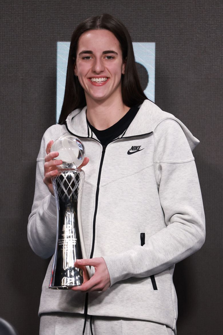 2023-2024시즌 미국 여자 대학 농구 최우수 선수로 뽑힌 클라크. / AFP 연합뉴스