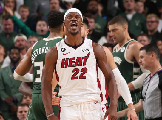 2023 플레이오프 1라운드에서 맹활약을 펼치며 1번 시드 밀워키 벅스를 무너뜨린 히트의 에이스 지미 버틀러. /X