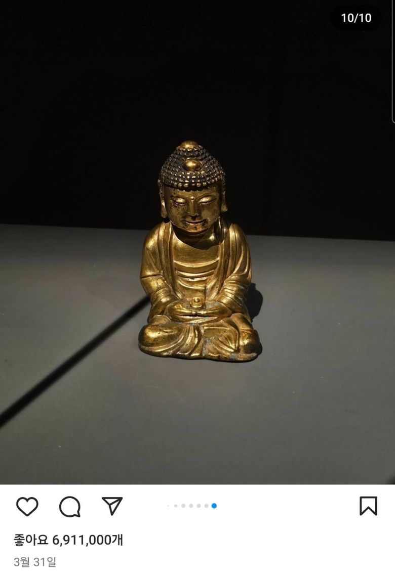 방탄소년단 RM이 호암미술관 전시에 다녀간 후 인스타그램에 올린 수종사 금동 소형불상 사진. /RM 인스타그램 캡처