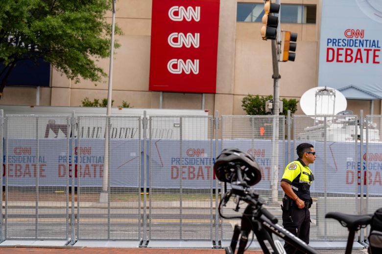 27일 오후 미 대선 첫 TV토론이 진행될 조지아주 애틀랜타의 CNN스튜디오. /AFP 연합뉴스