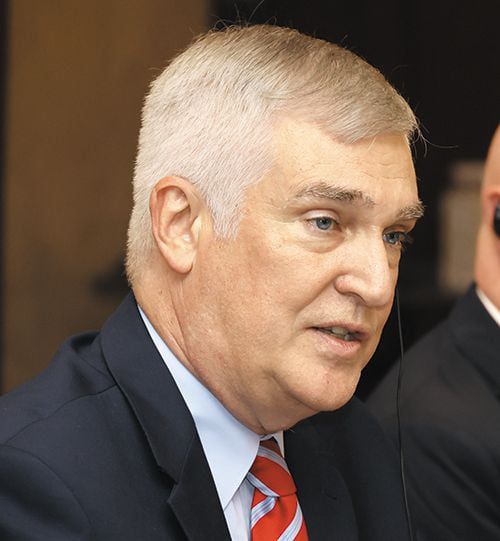 프레드 플라이츠 미국우선주의정책연구소 부소장이 9일 서울의 한 호텔에서 간담회를 하고 있다. /연합뉴스