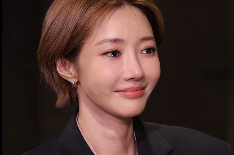 배우 고준희가 한 유튜브 채널에 출연해 버닝썬 루머에 대해 이야기하다 눈물을 보이고 있다. /유튜브