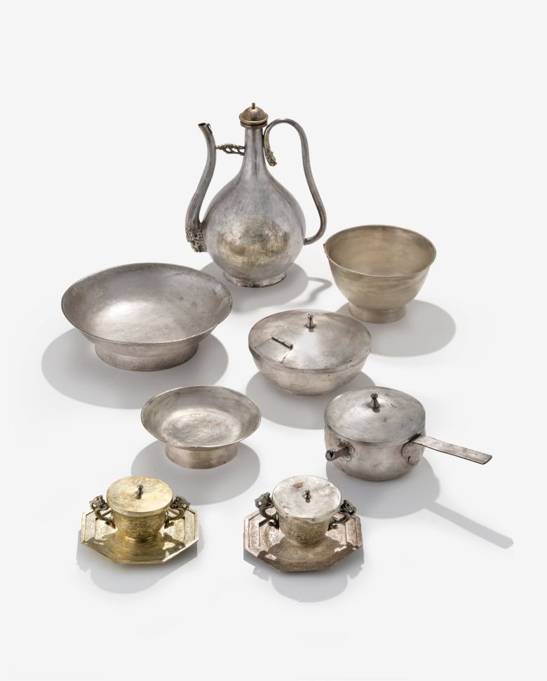 조선왕실에서 사용한 은제 제기 모음. /국립고궁박물관