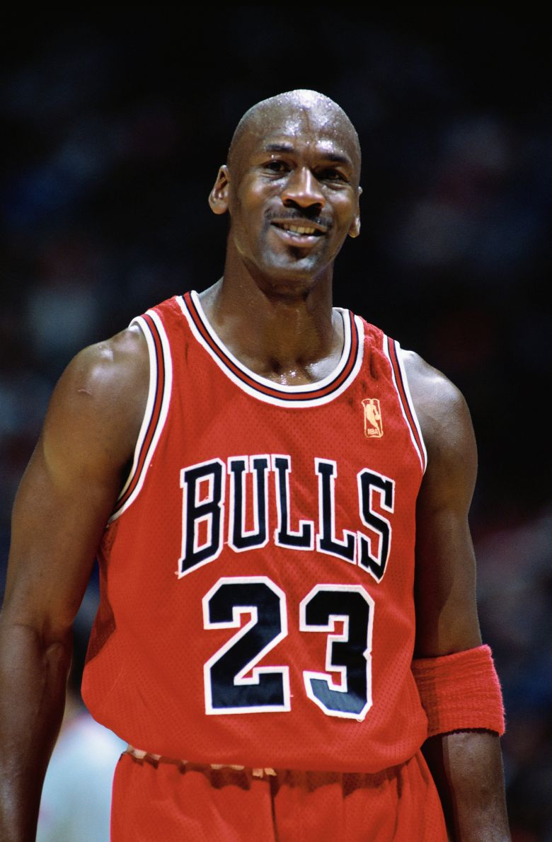 마이클 조던과 함께 23번은 가장 유명한 백넘버가 됐다. /조선 DB