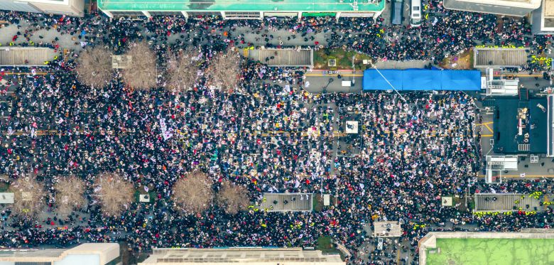 15일 광주 동구 금남로에서 윤석열 대통령 탄핵반대집회가 열렸다. /김영근 기자