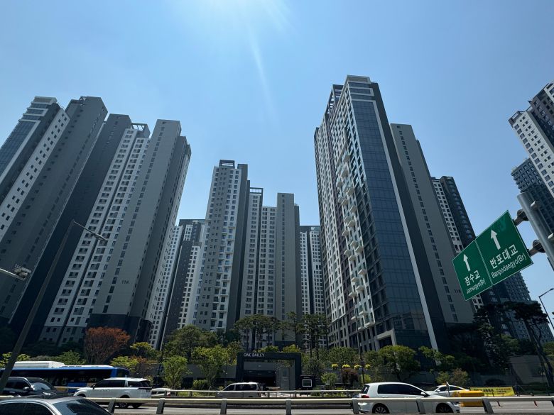 서울 서초구 반포동 래미안 원베일리의 모습/뉴스1