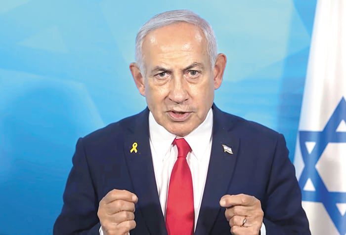 베냐민 네타냐후 이스라엘 총리가 18일 영상 연설에서 공습의 당위성을 주장하고 있다. /AP 연합뉴스