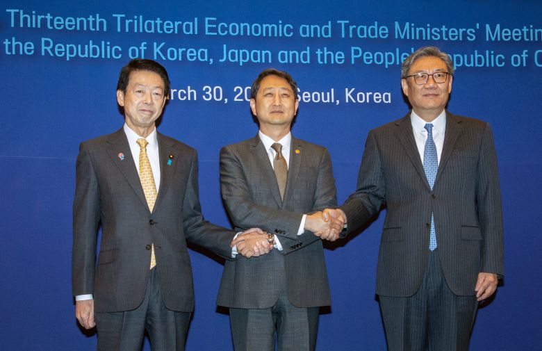 조선일보