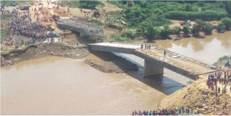 2017년 6월 중국철도그룹 산하 국유기업이 케냐 서부 부시아 지역에 짓고 있던 시기리교의 중간 상판이 무너지는 사고가 일어났다. /Nation Media Group