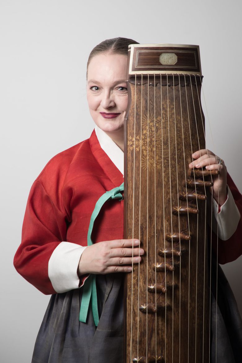 21일 서울 중구 조선일보미술관에서 국내 최초로 외국인 가야금 이수자 된 조세린 클락 배재대 교수./고운호 기자