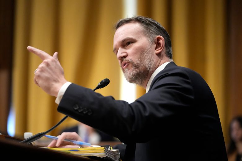 제이미슨 그리어 미국 무역대표부(USTR) 대표가 8일 상원 재무위원회에 출석해 발언을 하고 있다. /AP 연합뉴스