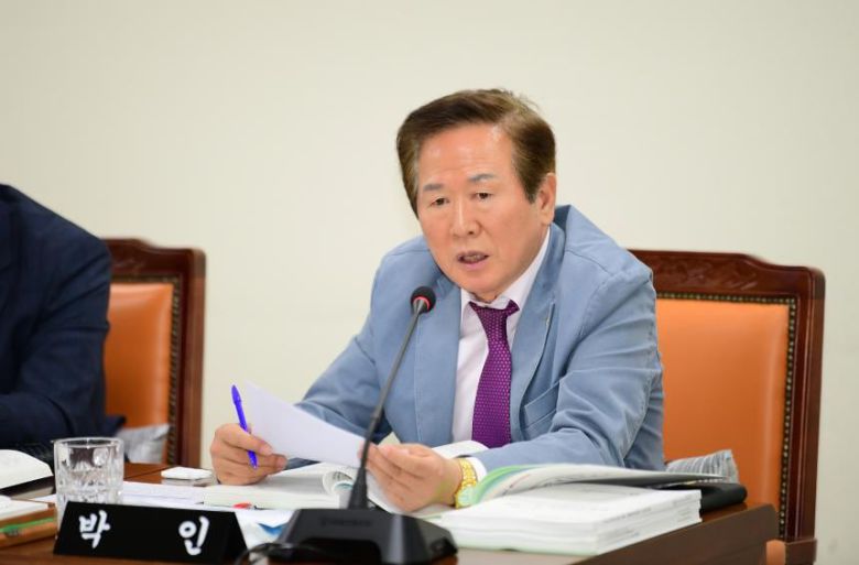 박인 경남도의회 부의장. /경남도의회