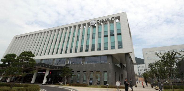 조선일보