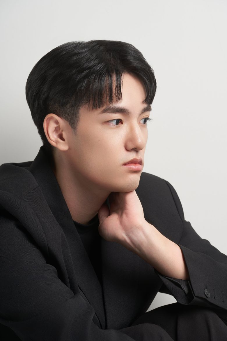 올해 조선일보 신춘문예 희곡 부문에 당선된 송희지 시인.