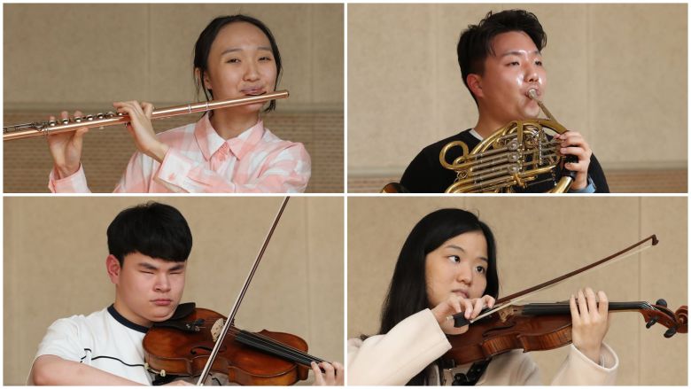 장애인들로 구성된 경기 리베라 오케스트라 단원들의 모습. 시계방향으로 플루트 강송강 단원, 호른 홍준혁 단원, 바이올린 김수진 단원, 비올라 장종훈 단원. 이들은 합주할 때 연신 웃음을 지었다. 이유를 물으니 "연주할 때 항상 기쁜 마음이 든다"고 했다. /박성원 기자