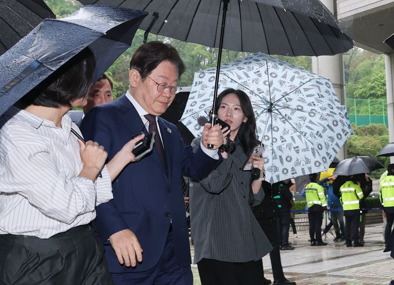조선일보