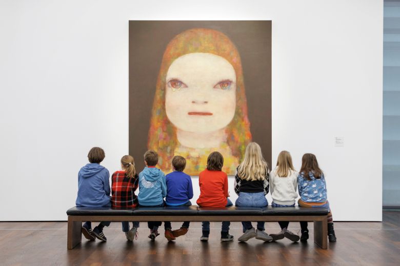 일본 팝아트 작가 요시토모 나라 기획전. 독일에서 열린 최초의 본격적 대규모 회고전이다. /N. Kazakov