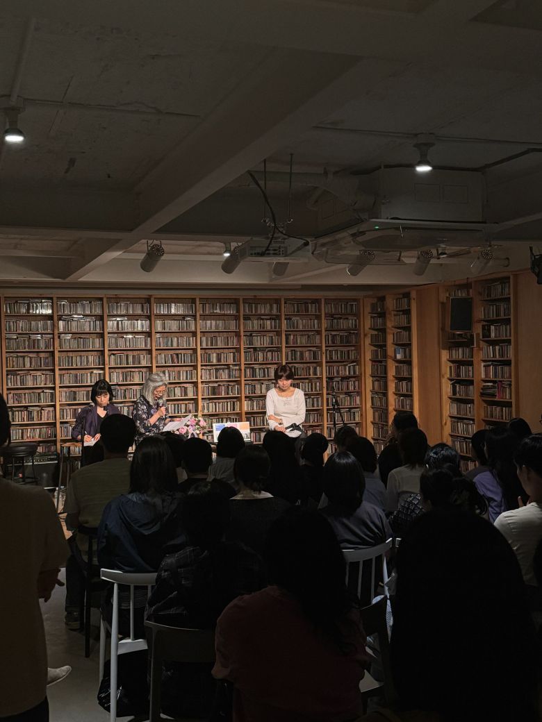 21일 '벨로주 망원'에서 진행된 다와다 요코x은행나무 북토크./은행나무